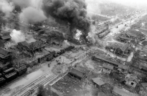 11월 11일, 달콤한 빼빼로 데이 초콜릿 뒤에 묻힌 폭발의 날